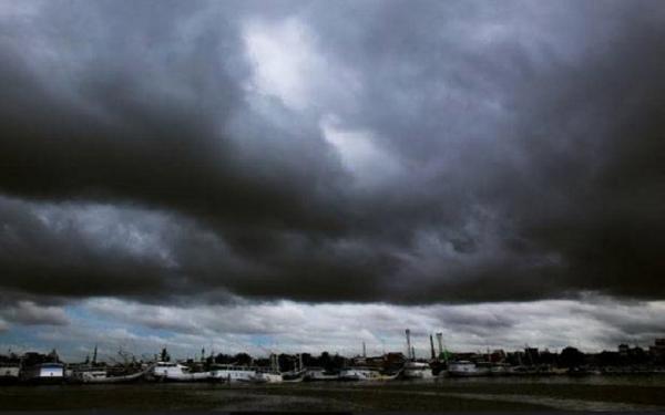 Waspada, Potensi Cuaca Ekstrem di 22 Provinsi akibat Peralihan Musim 