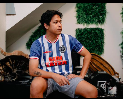 Vokalis band Indonesia yang paling dipuja-puja kaum hawa.