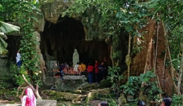 Gua Maria Bukit Kelam. (Foto: @ratihariska)