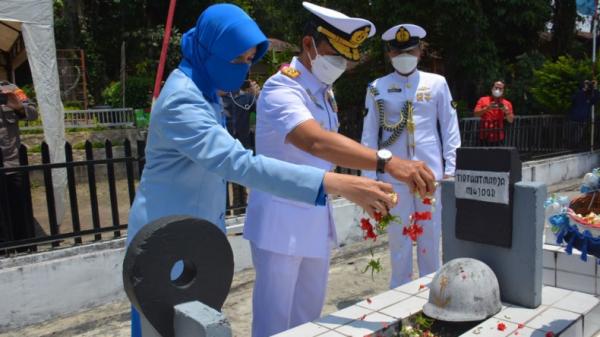 KSAL Laksamana TNI Yudo Margono-1 KSAL Laksamana TNI Yudo Margono memimpin langsung ziarah di TMP Bumi Wana Samudera Kalibakung, Tegal, Jawa Tengah (Dokumen Dispenal)
