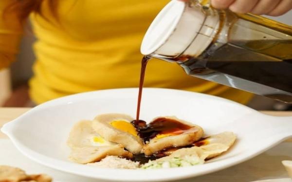 Pempek Candy yang menyediakan beragam jenis pempek yang dijamin enak. (Foto: @pempekcandy)