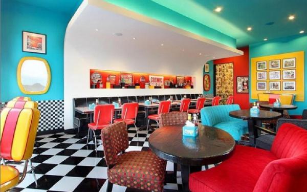 Cosmic Dinner Cosmic Dinner (Foto: Instagram @cosmicdinner)