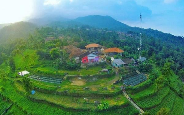 Tempat wisata tersembunyi di Gunung Karang, Pandeglang, Kampung Domba (Foto: Dok Dispar Pandeglang)