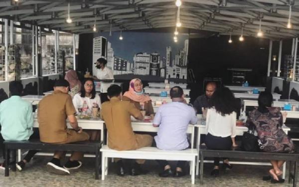 Tempat makan Agniya Café N Resto di Ambon. (Foto: Istimewa).