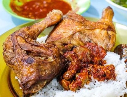 Ayam Goreng Banjar. (Foto: Instagram)