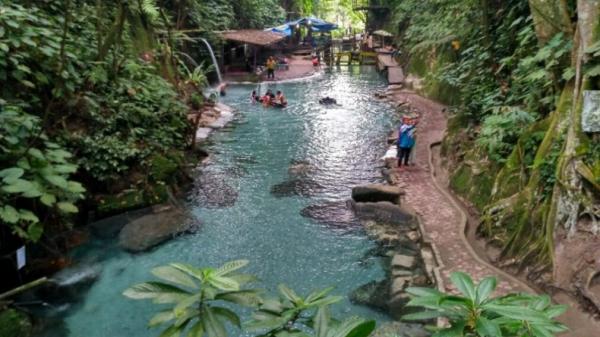 Bah Damanik menjadi salah satu lokasi wisata favorit warga hunting foto. (Foto: istimewa/travelspromo)