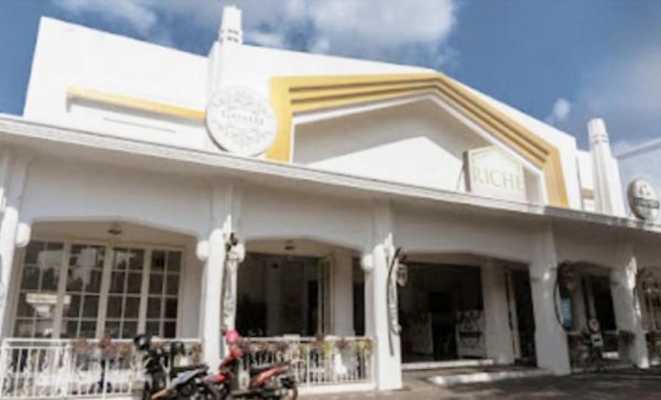 Hotel Ritchie Malang.