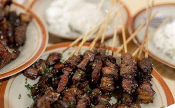 Tempat makan di Bireuen Aceh, Sate Apaleh. (Foto: Instagram @sateapaleh_geurugok94)