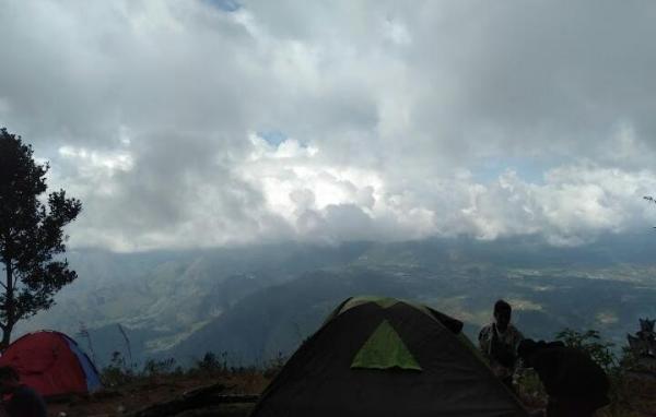 Tempat Camping 1 Bukit Sipiso piso