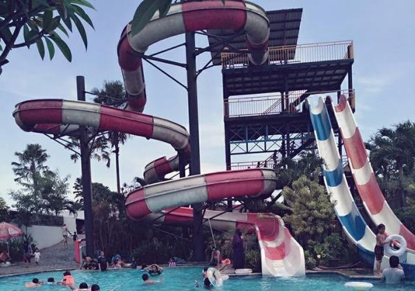 Balong Waterpark menjadi salah satu kolam renang terdekat di Bantul Yogyakarta yang cocok untuk renang keluarga. (Foto/FB Balong Waterpark)