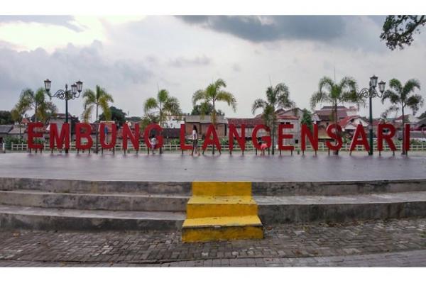Emung Langensari berada di pusat kota Jogja, sangat cocok untuk jogging. (Foto : Jogjakota.go.id)