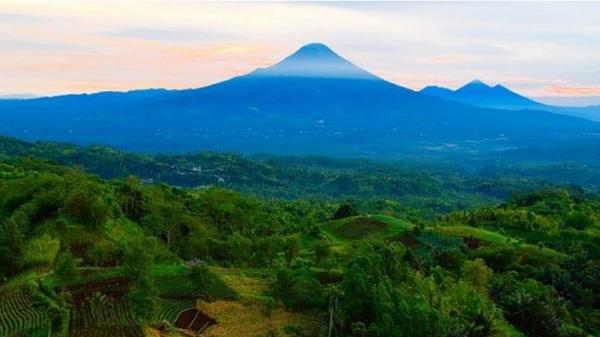 Tempat wisata di Sulawesi Utara salah satunya Gunung Klabat di Minahasa Utara. (Foto: ist)