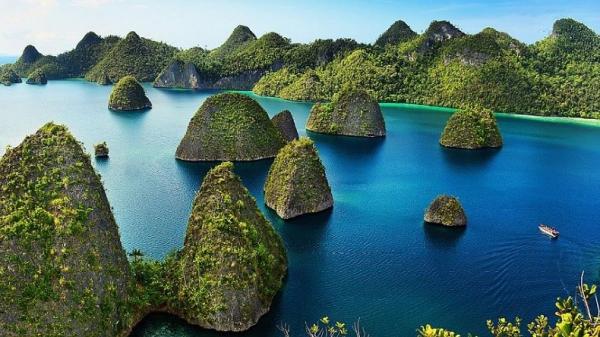 Tempat hunting foto di Papua salah satunya di Raja Ampat (Foto: Ist)