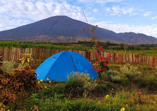 Sahabat Rinjani, tempat camping di Lombok Timur NTB. Foto: sahabat_rinjani
