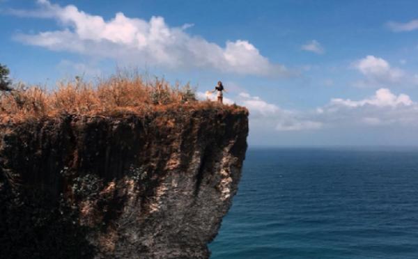 Karang Boma Cliff Bali. (Foto: Instagram @desifmanalu)