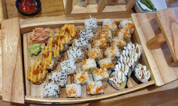 Sushi Sora Pontianak. (Foto: Instagram @sunshinetour88)