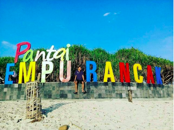 Tempat wisata di Jepara sangat identik dengan keindahan pantai. (Foto: Instagram)