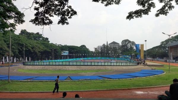 GOR SAPARUA GOR Saparua, Jalan Saparua, Kota Bandung, kerap dikunjung kaum milenial Kota Bandung, termasuk para mojang cantiknya. (Foto: Facebook/@tracksepaturodabandung)