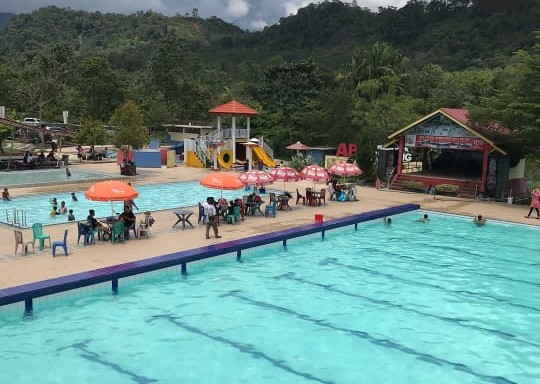 kolam renang padang Kolam Renang ABG, salah satu kolam renang terdekat di Padang Sumatera Barat. Foto: IG abg_waterpark