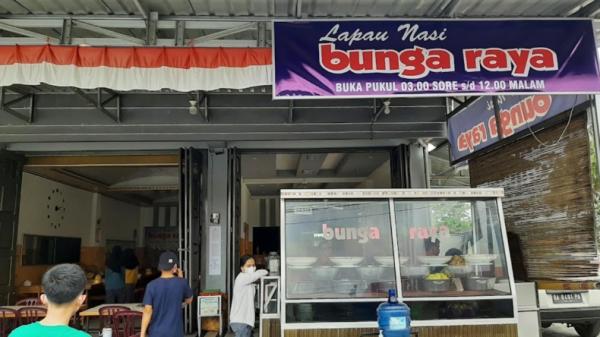 Tempat makan di Sumatera Barat, Lapau Nasi Bunga Raya (Dokumen Yopi Ismed)