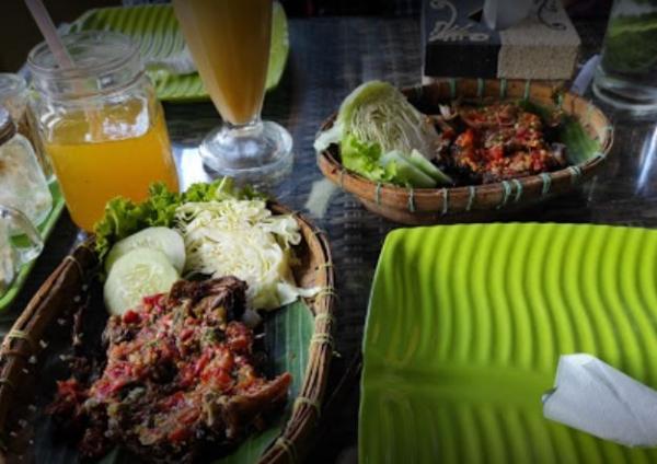 Rumah Makan Alas Godong (Foto: ist)