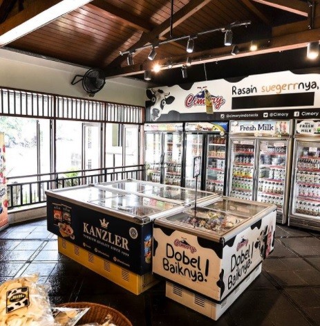 Tempat Makan di Megamendung, Cimory Riverside (Foto: Instagram/Cimory Riverside)