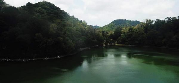 Danau Kastoba Bawean Gresik Danau Kastoba di Pulau Bawean. (Foto: @gresiktourism via Disparbud Kabupaten Gresik)