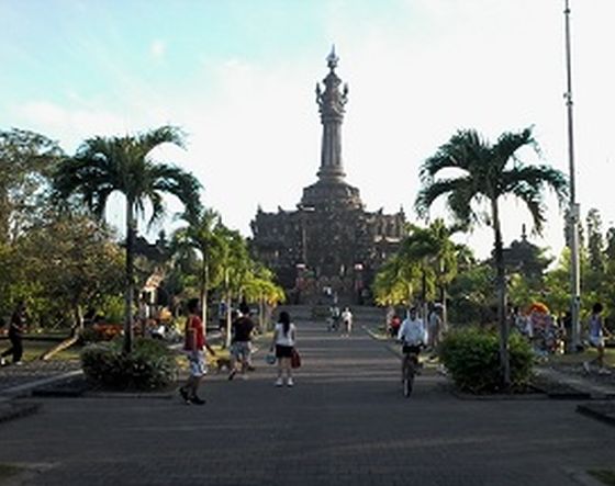 lapangan puputan (Foto: Denpasarkota.go.id)