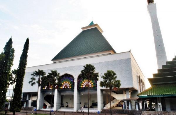Masjid Agung Gresik Masjid Agung Gresik. (Foto: Twitter)