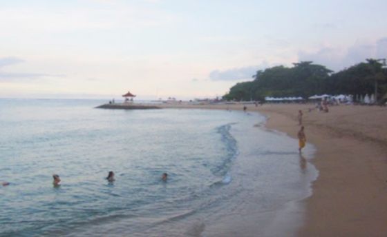 pantai sindhu (Foto: Denpasarkota.go.id)