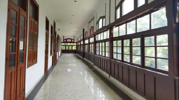 Wisma Tumapel bangunan bersejarah peninggalan Kolonial Belanda di Kota Malang, Jawa Timur. (Foto: Avirista Midaada / MPI)