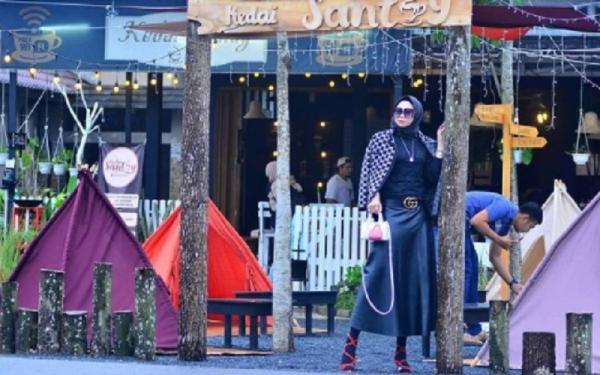 Tempat Ngopi di Kalimantan Selatan, Kedai Santuy Palam (Foto: Instagram/Kedai Santuy Palam) Tempat Ngopi di Kalimantan Selatan, Kedai Santuy Palam (Foto: Instagram/Kedai Santuy Palam)