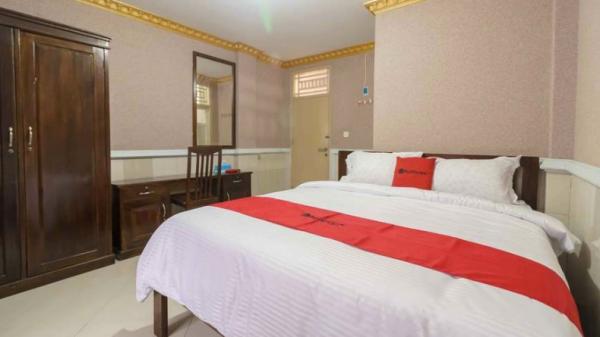 Hotel murah di Padang-3 Hotel murah di Padang, RedDoorz Plus Syariah Near RSUP Dr. M. Djamil Padang (Dokumen RedDoorz)