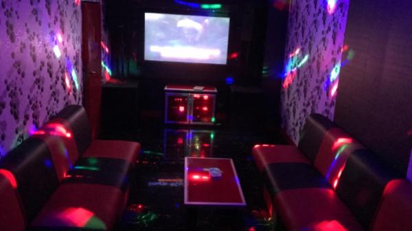 Tempat Karaoke di Sumatera Barat-2 Tempat Karaoke di Sumatera Barat, Damarus Karaoke (Dokumen Damarus Karaoke)