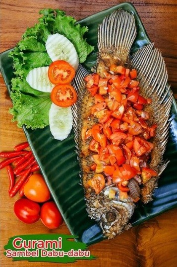 empat makan di Banjarbaru Kalimantan Selatan, Rm Ikan Goreng Cianjur Bjm (Foto: Instagram/Rm Ikan Goreng Cianjur Bjm)