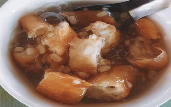 Bubur gunting khas Singkawang. (Foto: Instagram @ichaaahh)