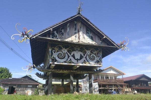 Desa Datah Bilang Salah satu rumah adat di Desa Datang Bilang, Mahakam Ulu, Kalimantan Timur. (Foto: Istimewa)