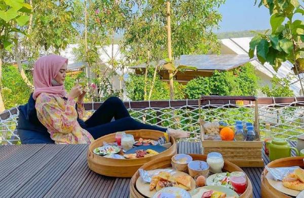 Giri Wanara Gunungkidul Giri Wanara Glamping Resort menjadi salah tempat menginap diu Gunungkidul yang unik. (Foto: IG/Giri Wanara)