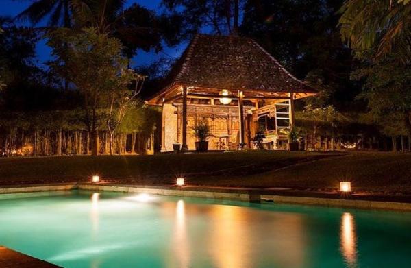 Khayangan Khayangan Resort menjadi salah satu tempat menginap di Sleman dengan nuansa Jawa. (Foto: IG/Khayangan Resort)