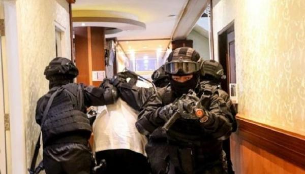 Kostrad Prajurit Yonif Para Raider 503/Mayangkara Kostrad melakukan latihan dalam misi pembebasan yang disandera oleh teroris atau KKB. (Foto Penkostrad).