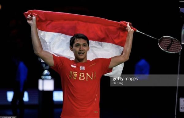 Jonatan Christie kembali membanggakan nama Indonesia dengan membawa pulang piala kemenangan. (Foto: Instagram)