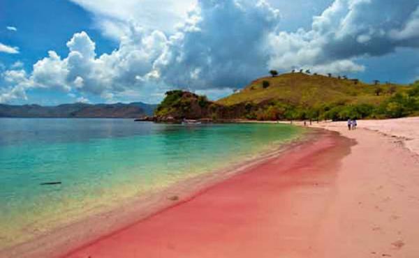 5 tempat wisata di Nias Sumatra Utara, salah satunya Pantai Gawu Soyo. (Foto: disbudpar.sumutprov.go.id)