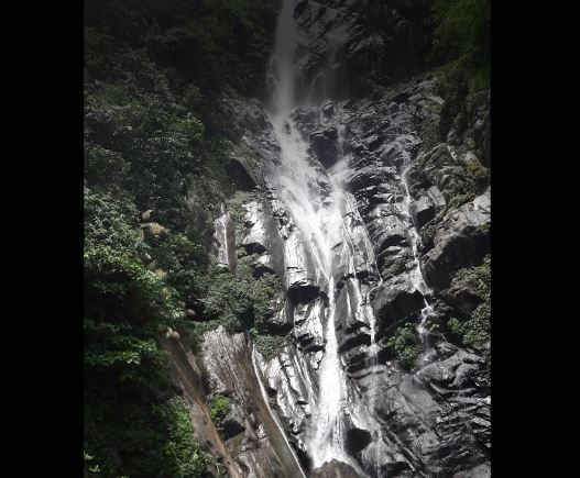 Air Terjun Cyclop di Sentani, Jayapura. (Foto: ist)