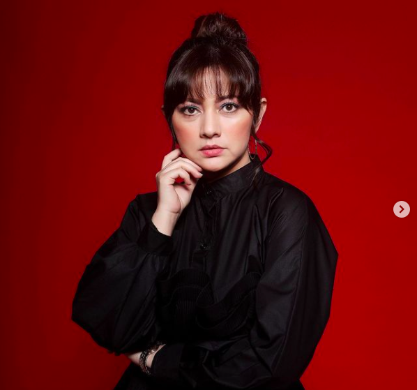 Para artis menjalani hidup pernikahan dengan cara poligami. (Foto: Instagram)