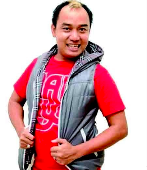 Para artis menjalani hidup pernikahan dengan cara poligami. (Foto: Instagram)