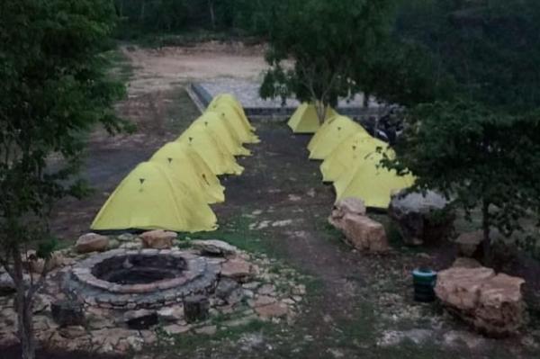 Tebing Watu Mabur di Mangunan Dlingo ini memang didesain untuk camping. Fasilitasnya cukup komplit, di pagi hari kalau beruntung Anda bisa melihat kabut yang mempesona. (Foto  : @watumabur_camp)