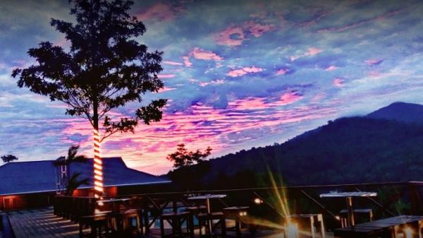 Tempat kuliner di Tomohon Sulawesi Utara salah satunya D-Linow Restaurant. (Foto: ist)