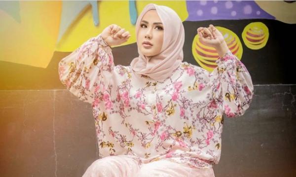 Rey Utami setelah keluar dari penjara. (Foto: IG)