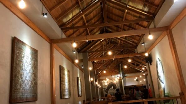 Tempat kuliner di Toraja Kafe Aras Tempat kuliner di Toraja Kafe Aras. (Foto: Istimewa).