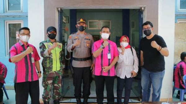 vaksinasi perindo 2 Vaksinasi massal yang digelar Dinas Kesehatan dan Partai Perindo di Desa Mlilir, Kecamatan Bandungan, Kabupaten Semarang, Kamis (21/10/2021). Foto: Dok. MNC Peduli.